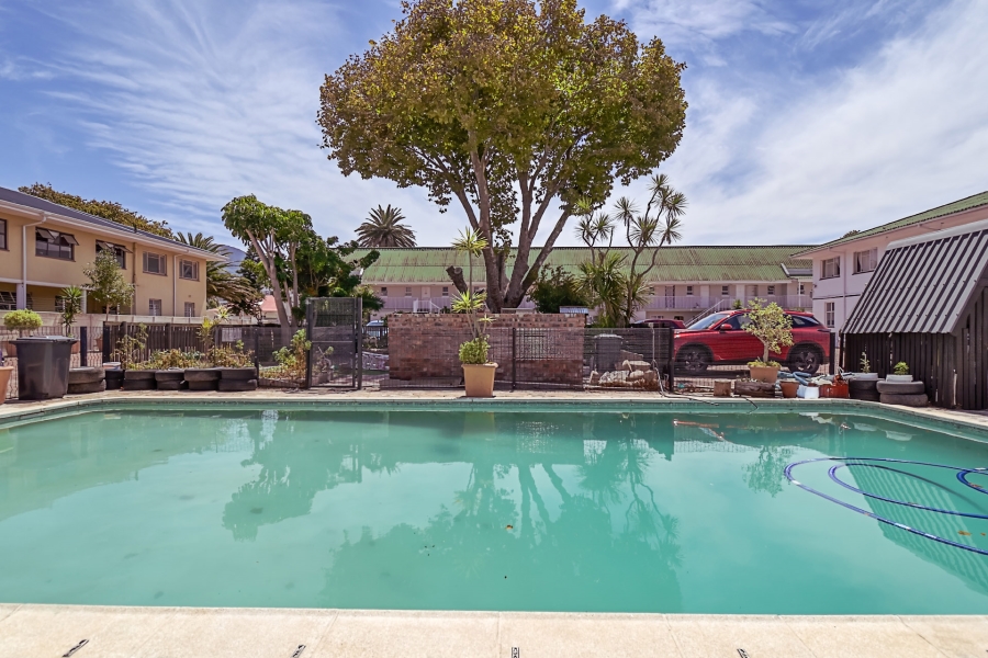 1 Bedroom Property for Sale in Plumstead Western Cape